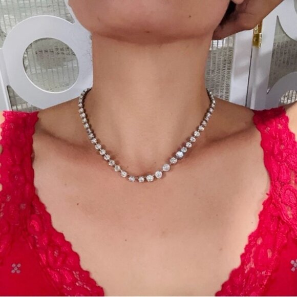 Dior Crystal embellished Necklace - Picture 4 of 7